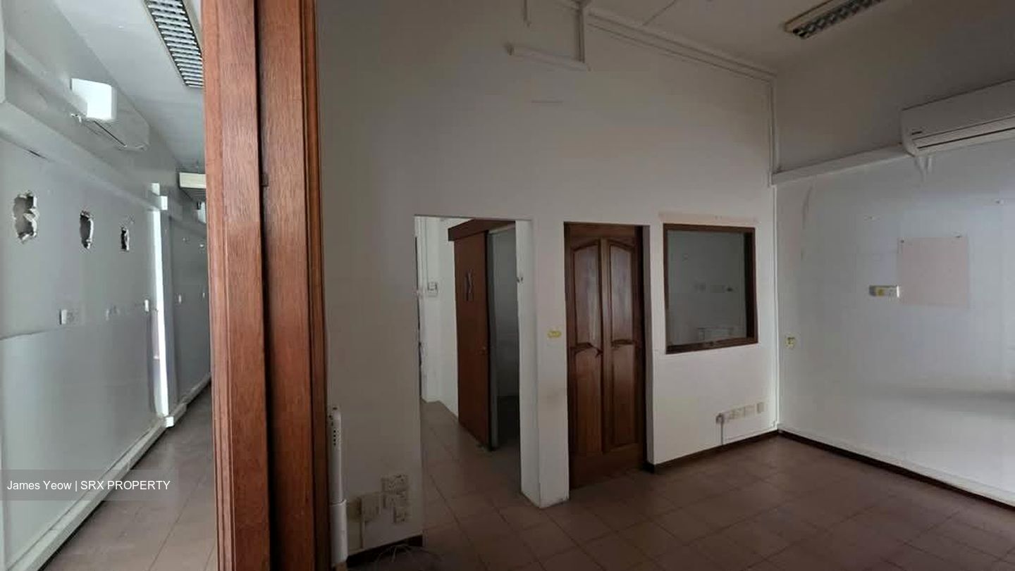 Joo Chiat Lane (D15), Shop House #570050911